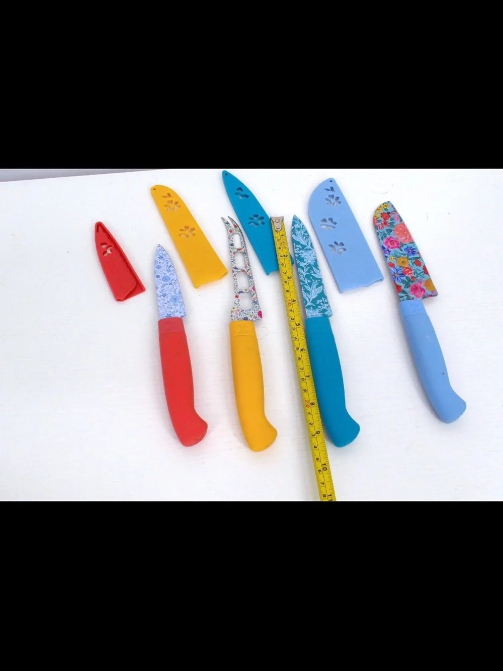 4 Piece Pioneer Woman Floral Knife Cutlery Set Colorful w/ Covers